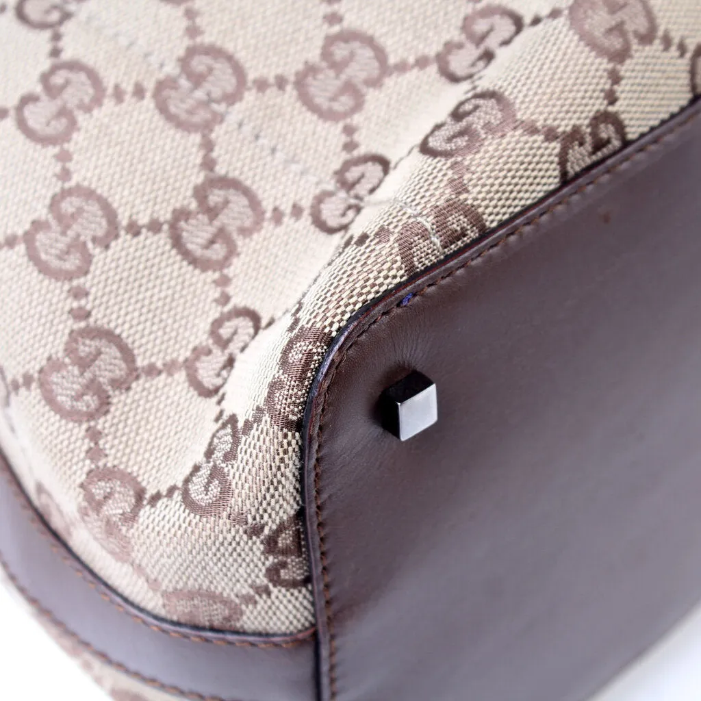 001-4298 GG Shoulder Bag
