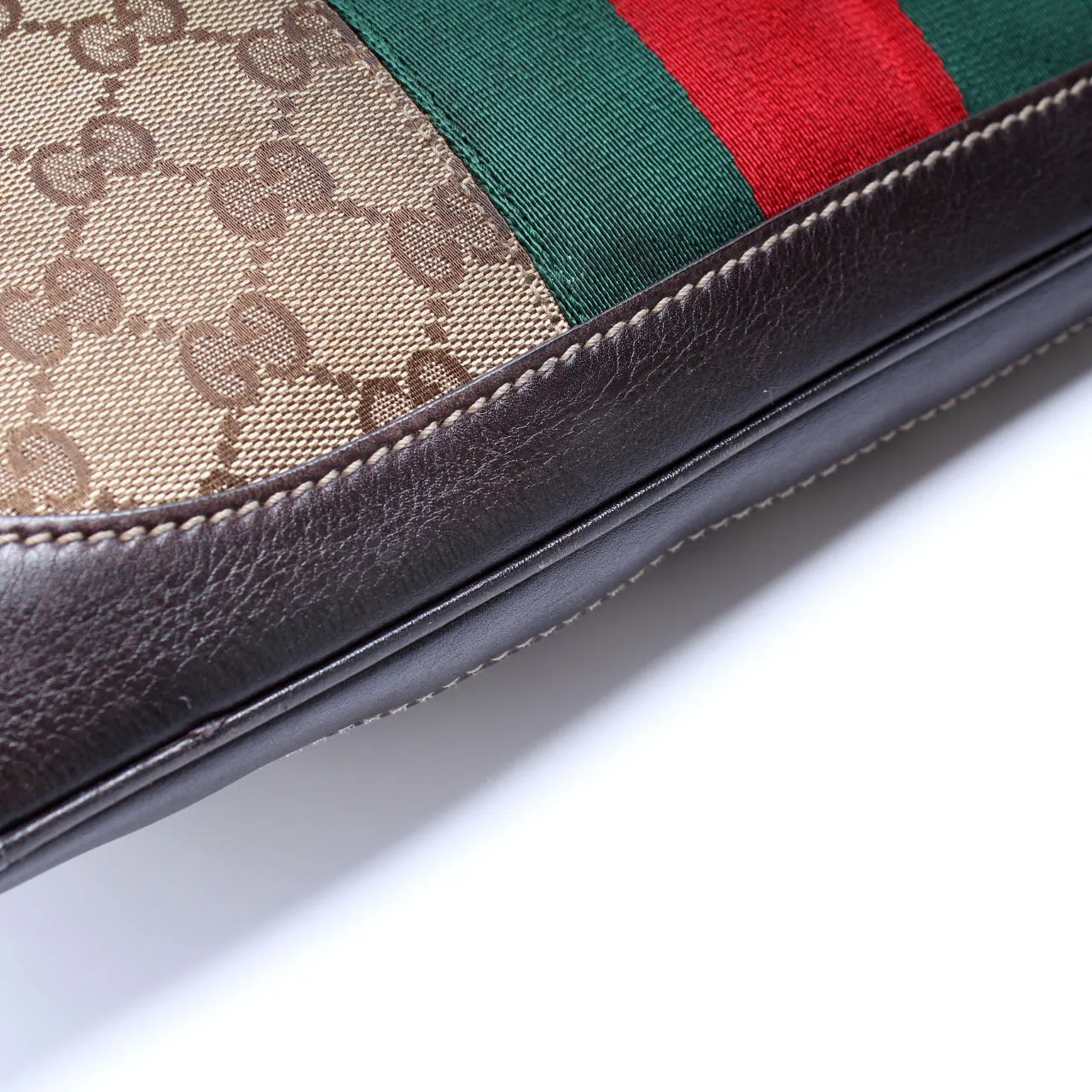153026 Web Jackie Hobo