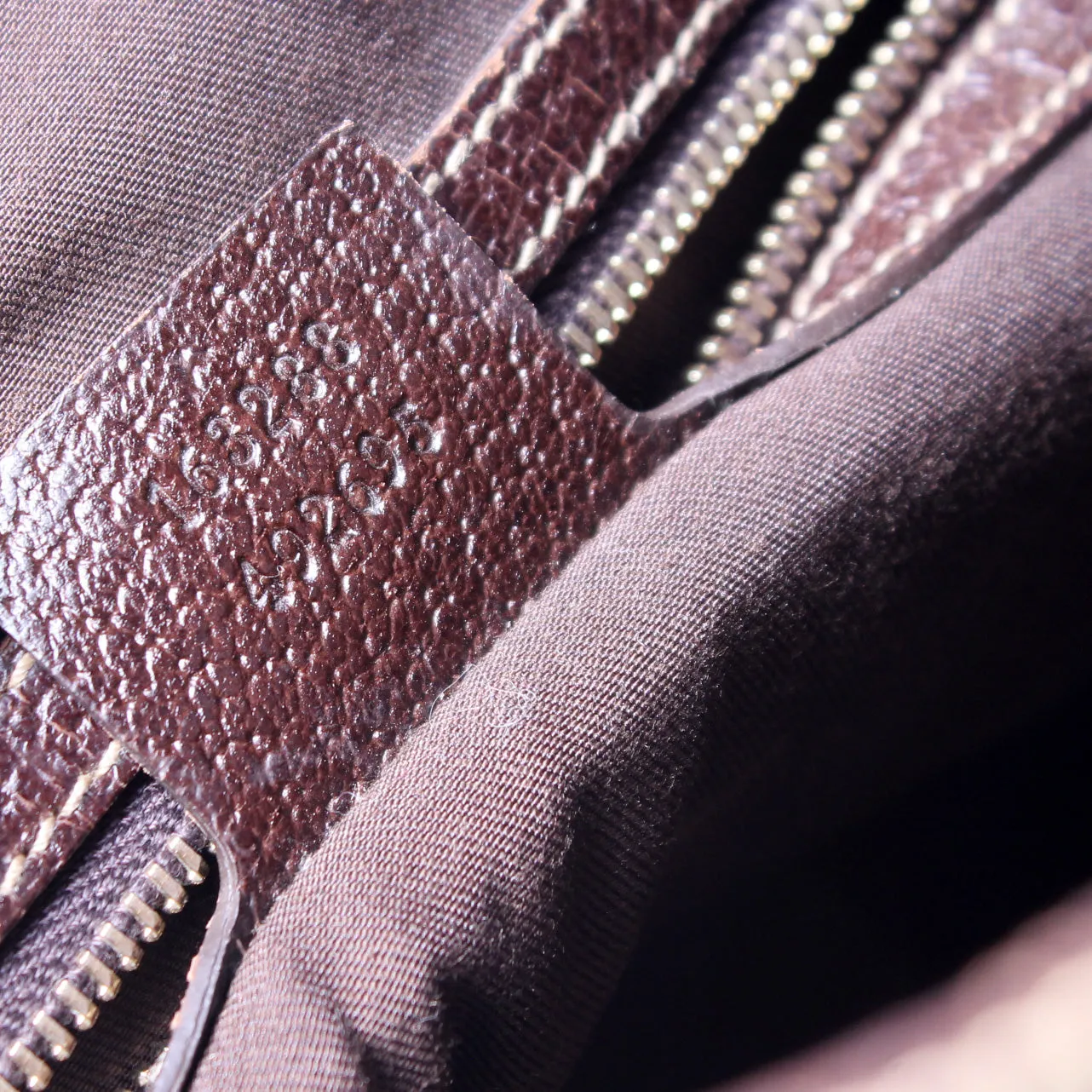 163288 Charmy Shoulder