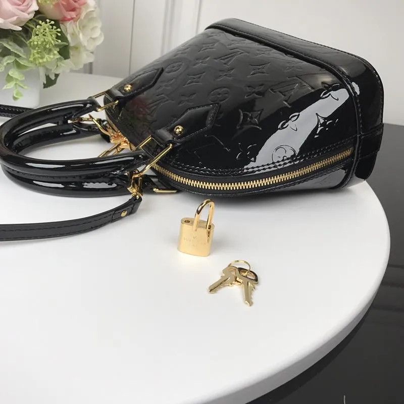 Alma BB Vernis Leather