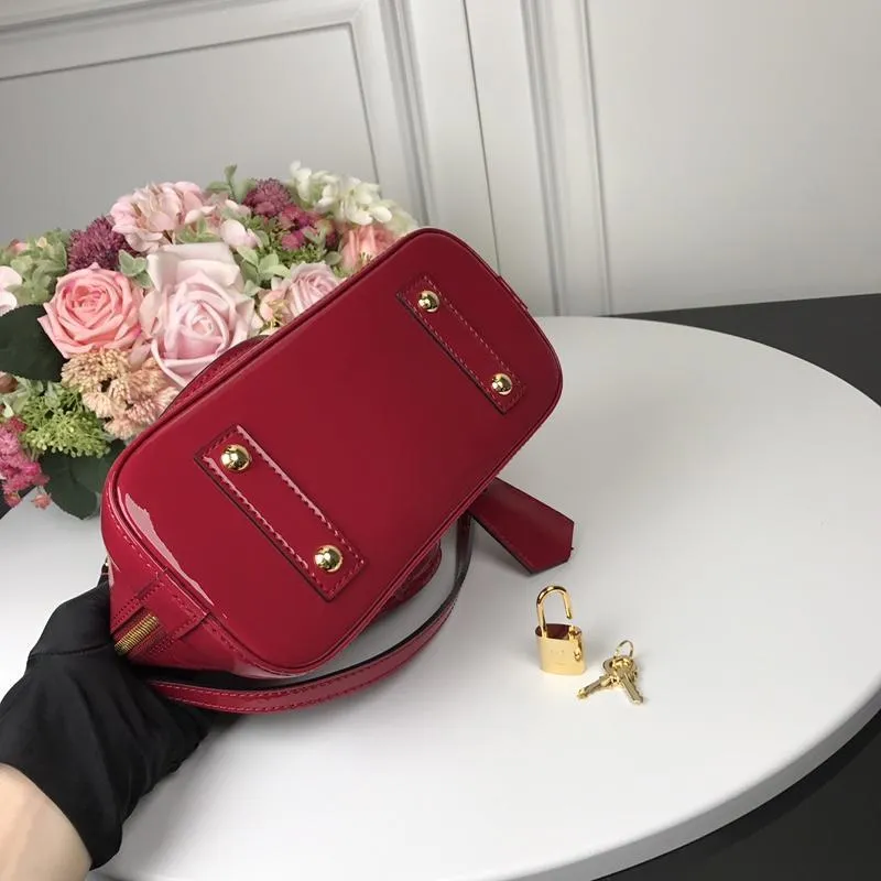 Alma BB Vernis Leather