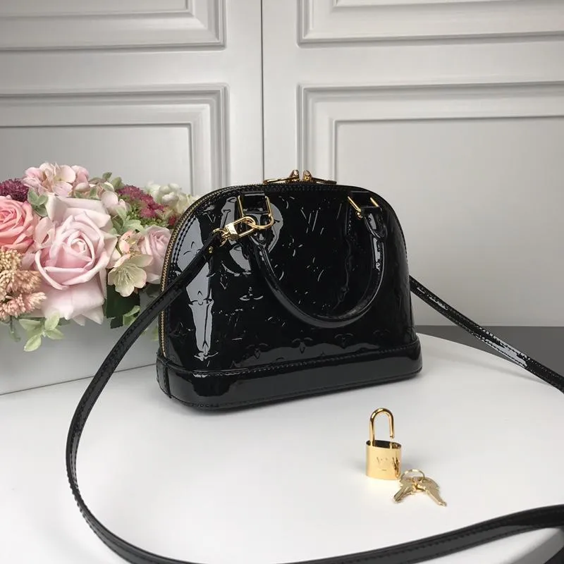 Alma BB Vernis Leather