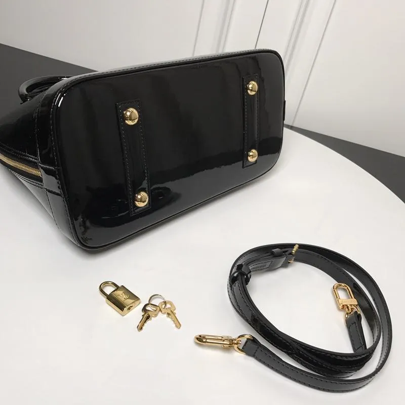 Alma PM Vernis Leather