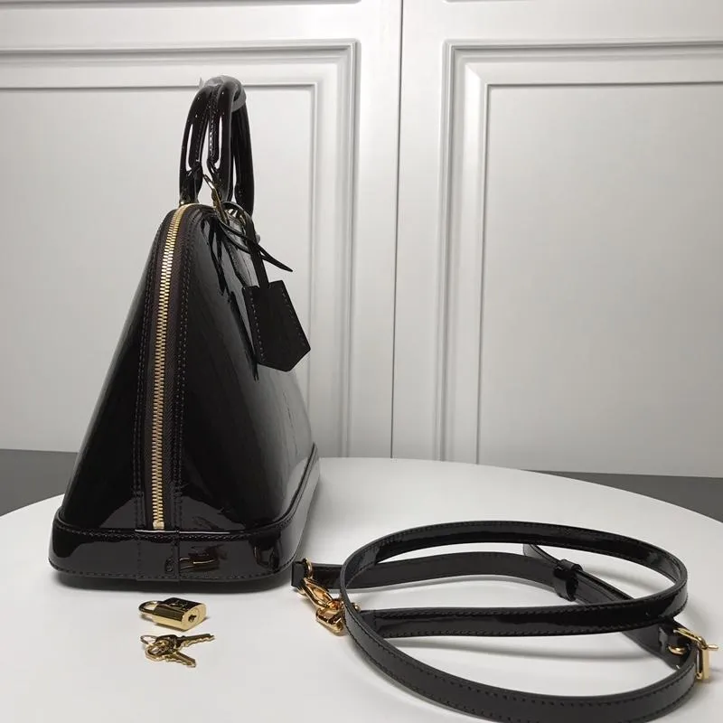 Alma PM Vernis Leather