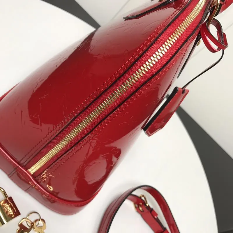 Alma PM Vernis Leather