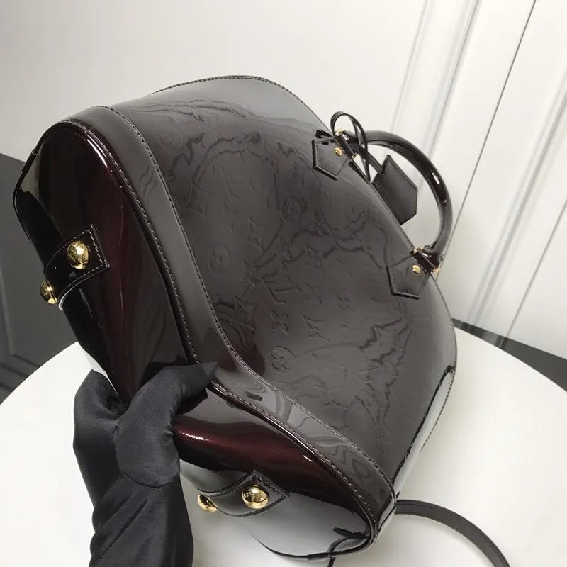 Alma PM Vernis Leather
