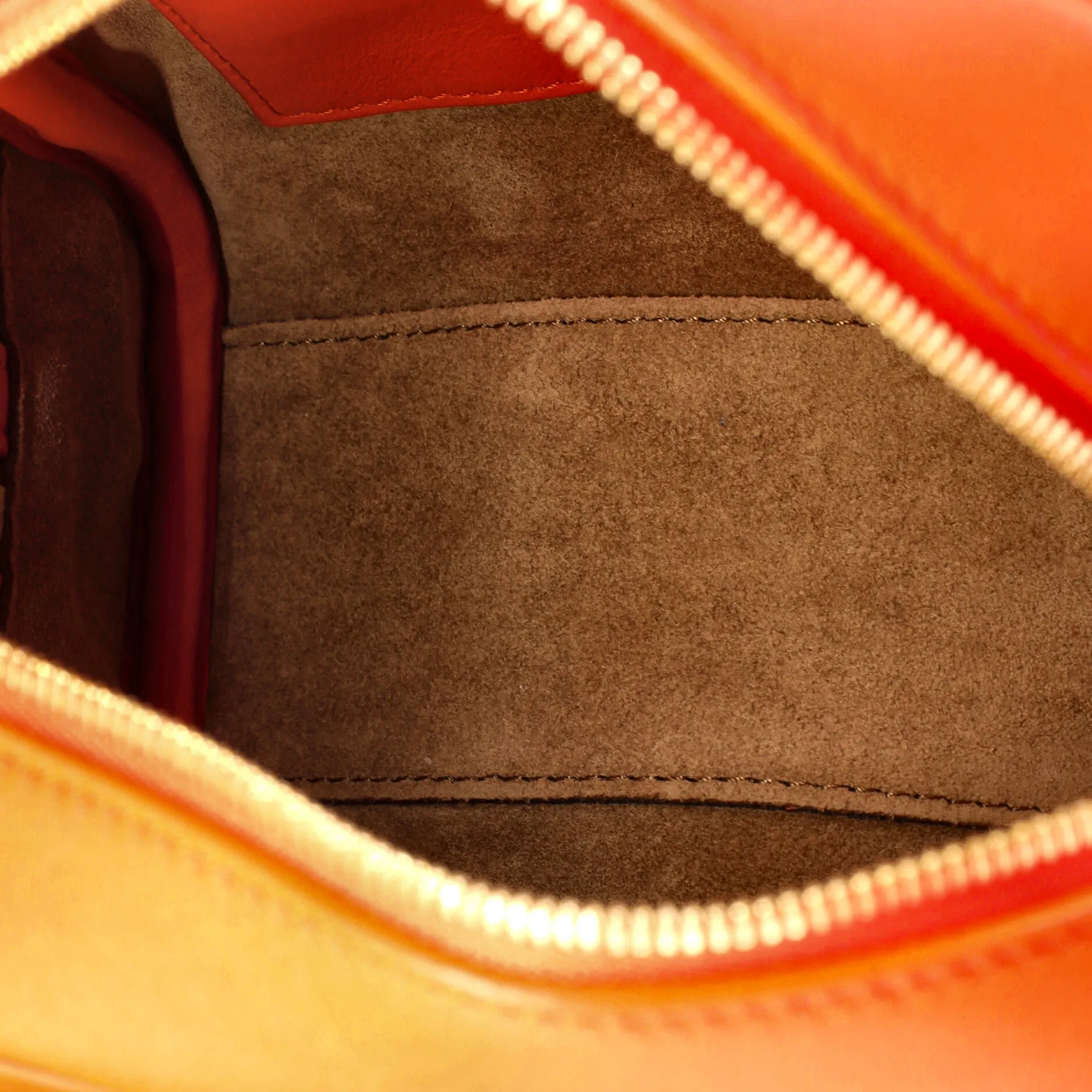 Amazona Square Bag Leather 16