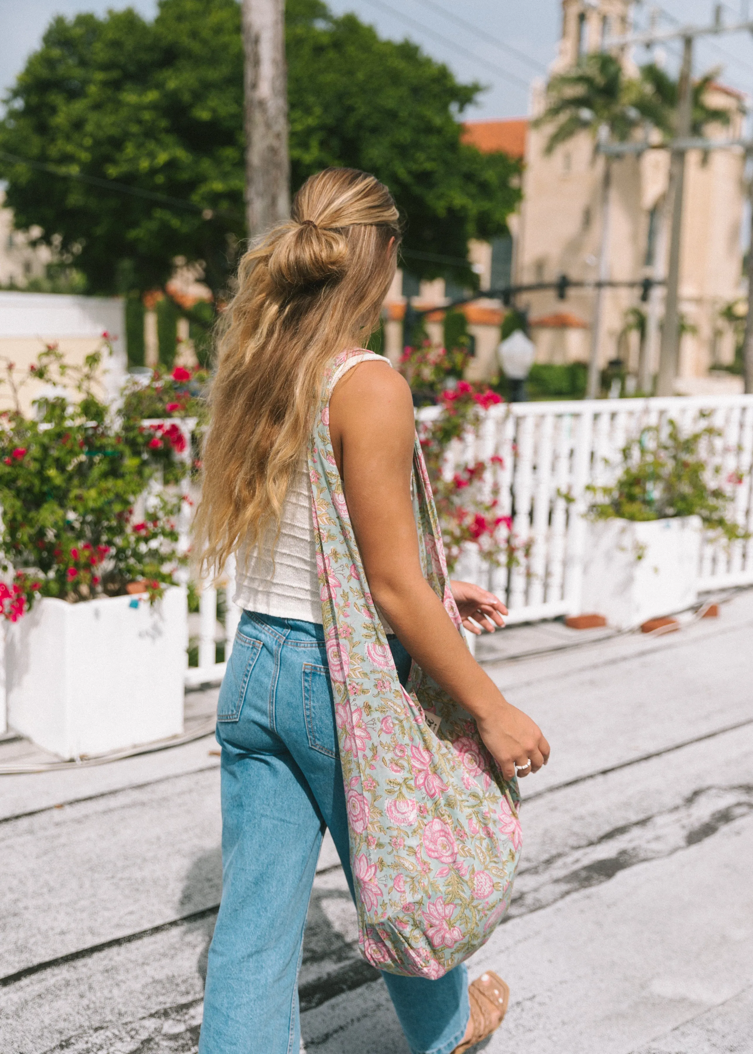 Aria Sling Bag