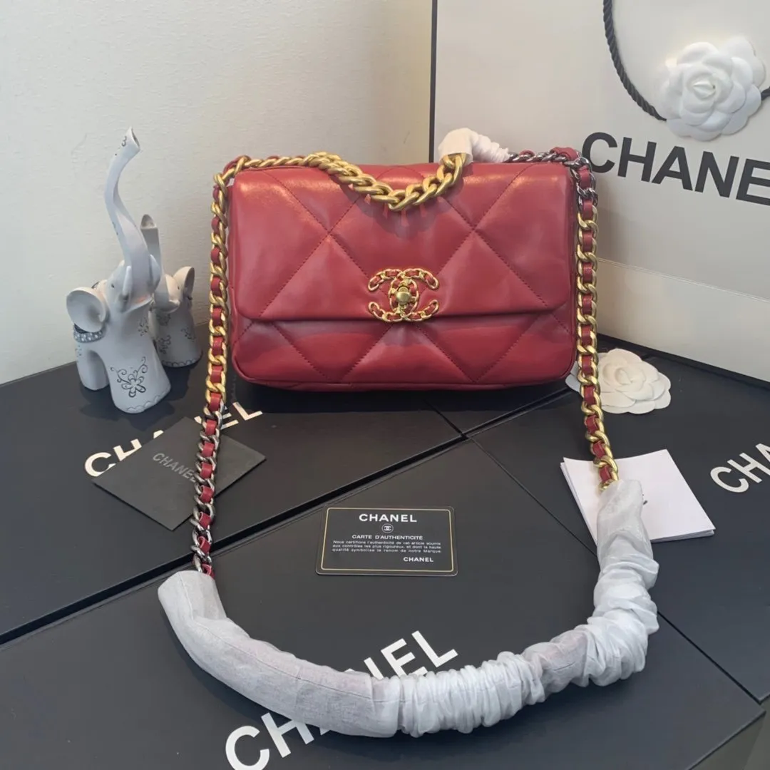 CC 19 Flap Bag Medium