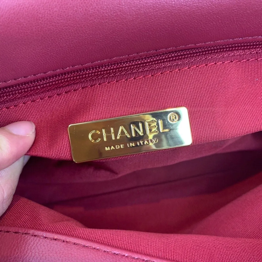 CC 19 Flap Bag Medium