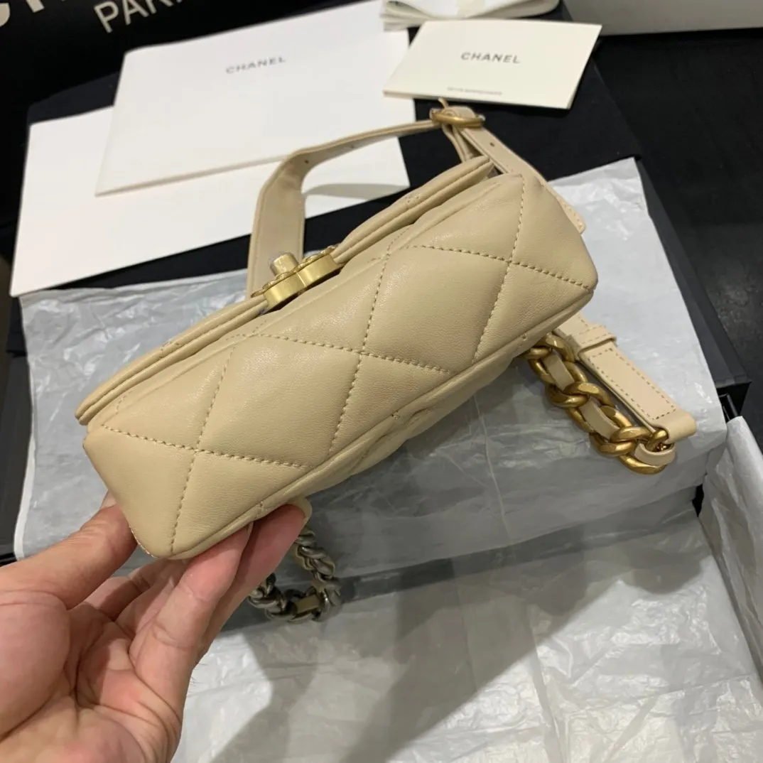 CC 19 Flap Bag Mini 20cm