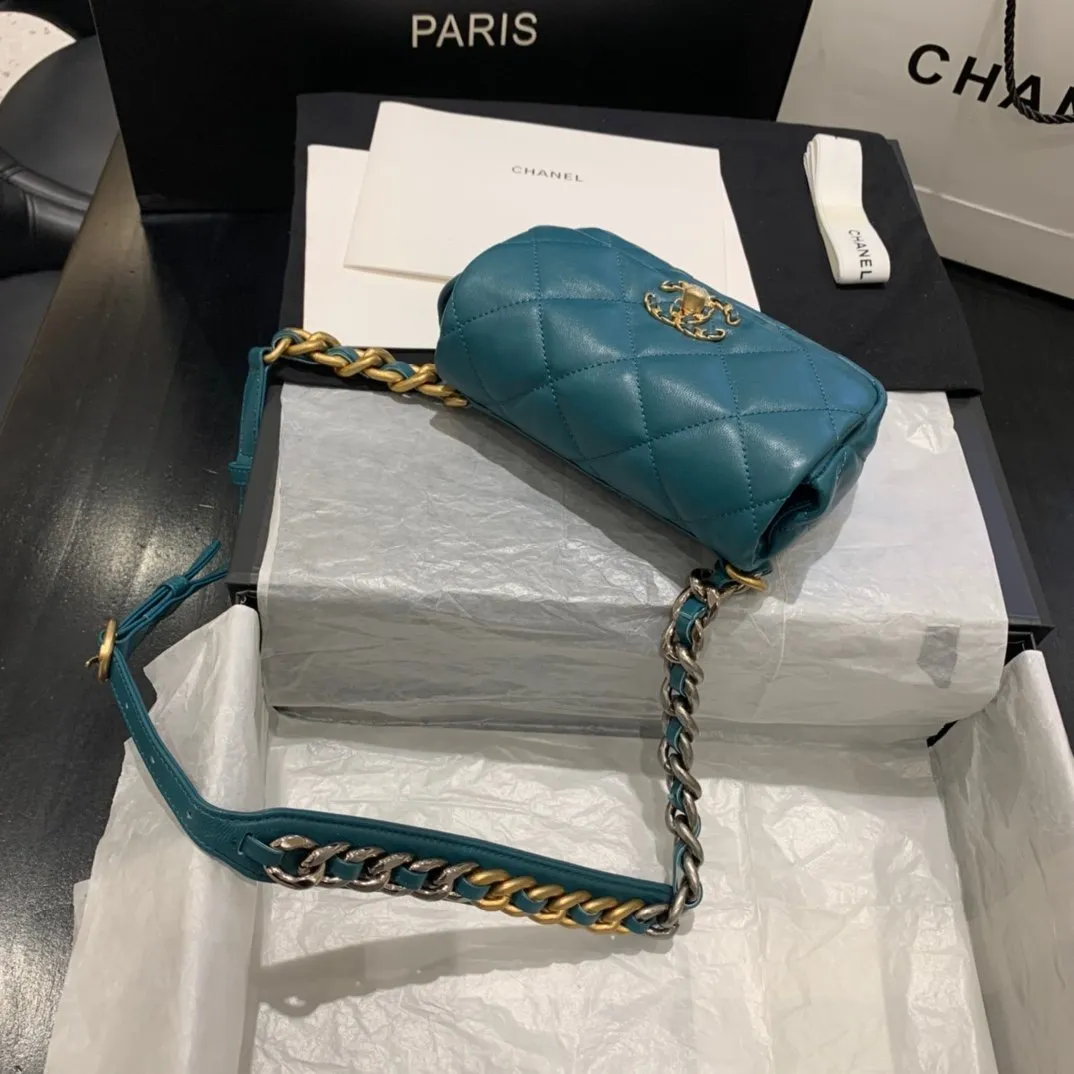 CC 19 Flap Bag Mini 20cm