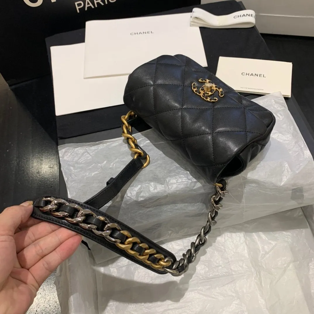 CC 19 Flap Bag Mini 20cm
