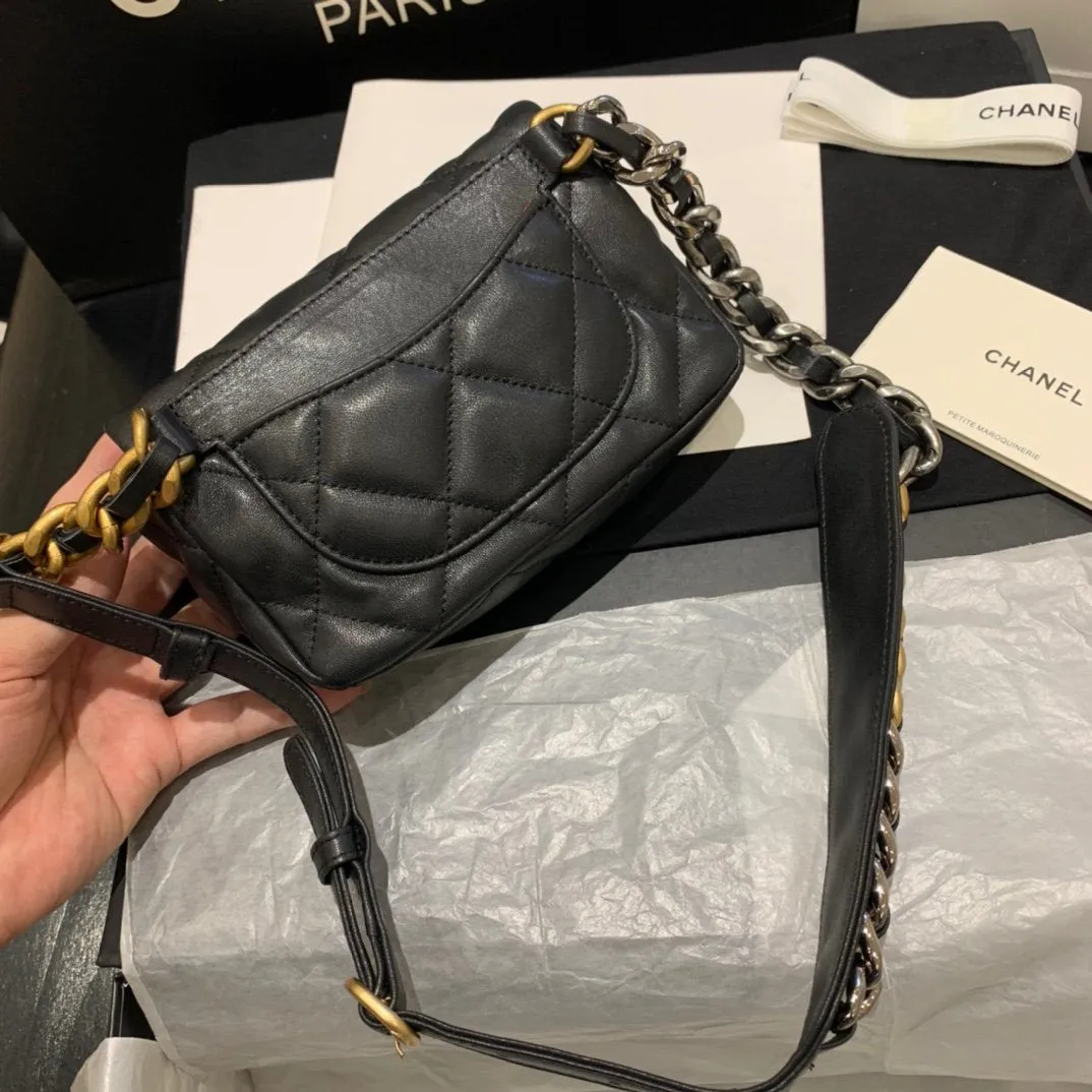 CC 19 Flap Bag Mini 20cm
