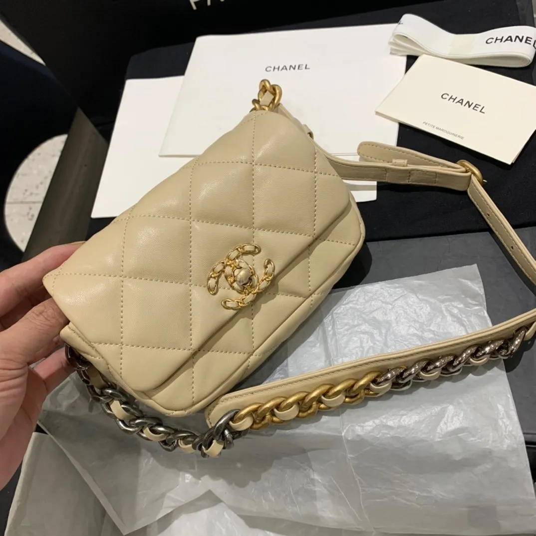 CC 19 Flap Bag Mini 20cm
