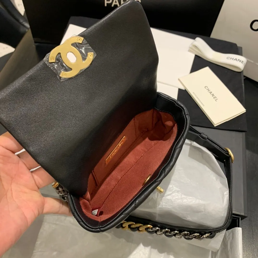 CC 19 Flap Bag Mini 20cm