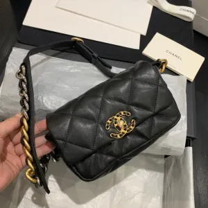 CC 19 Flap Bag Mini 20cm