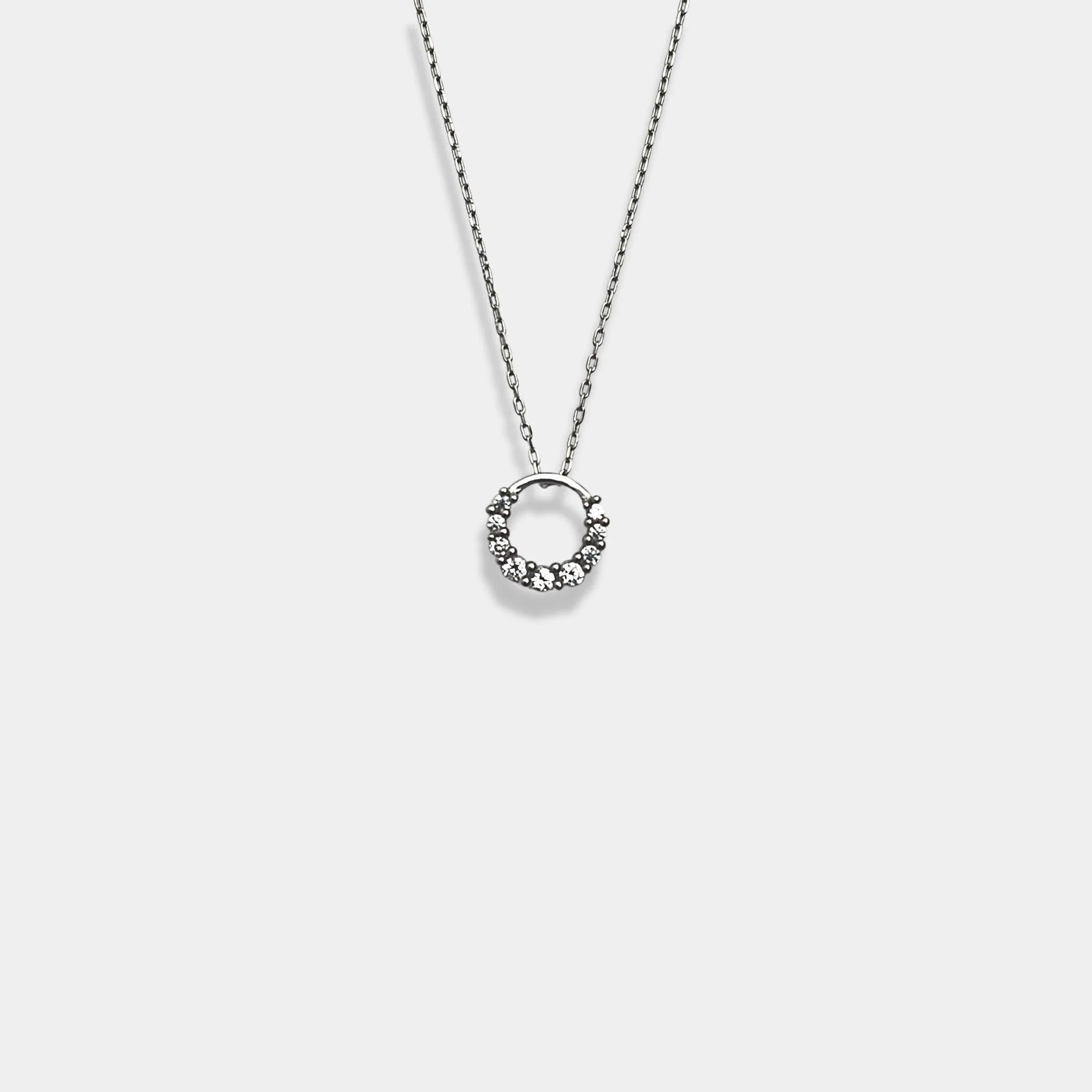 Graceful orbit silver necklace