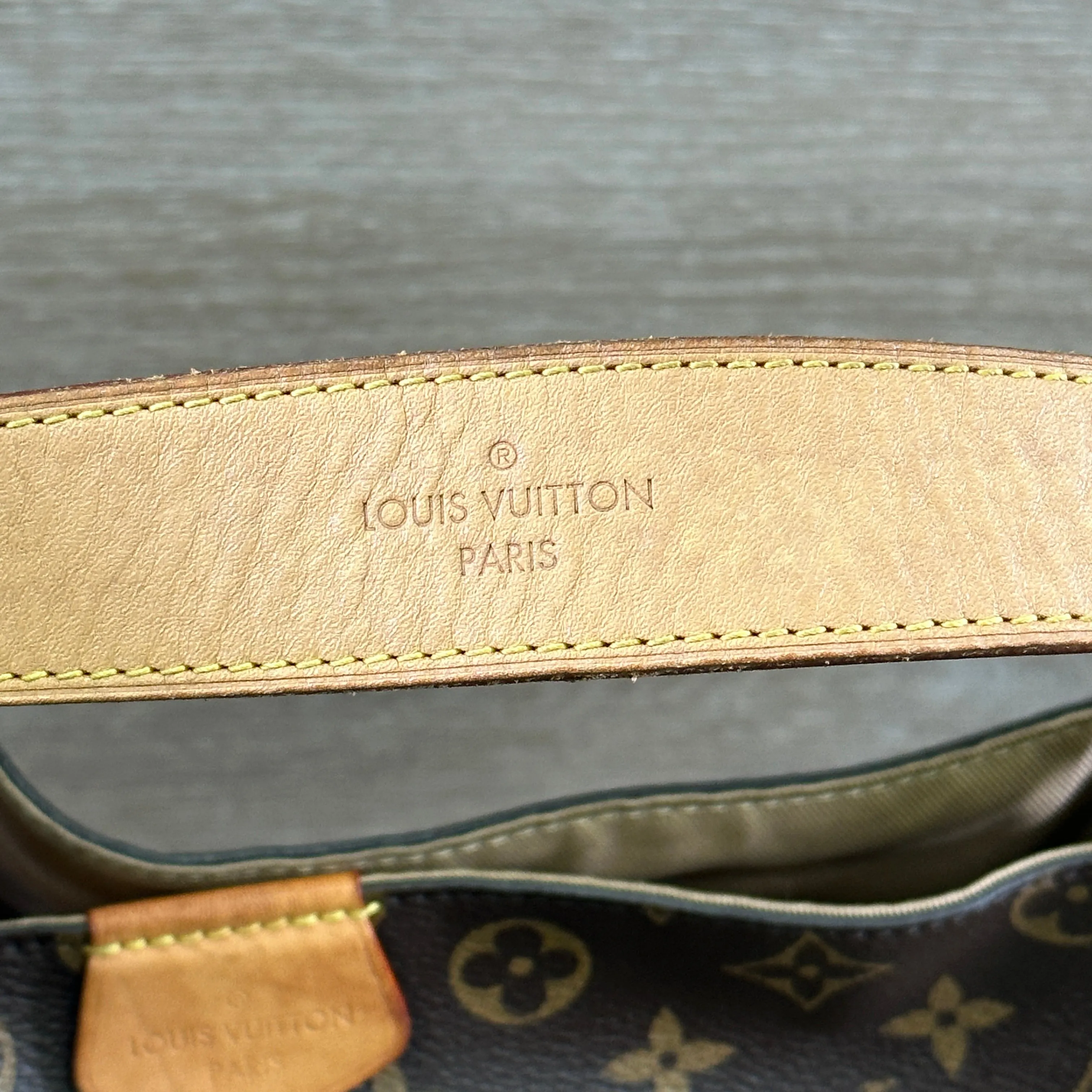 Louis Vuitton Graceful PM - Beige Monogram