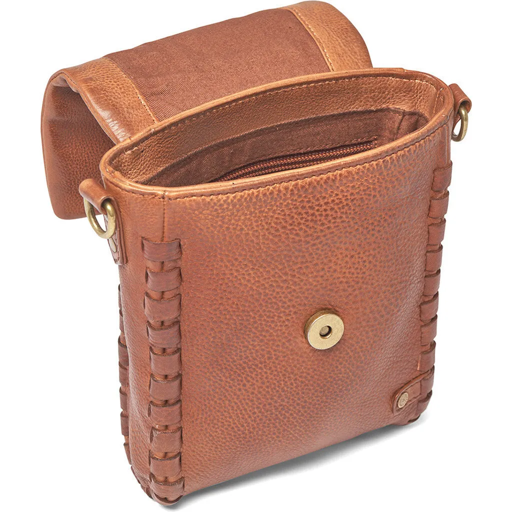 Mobilebag with delicate edge stitching / 16188 - Cognac