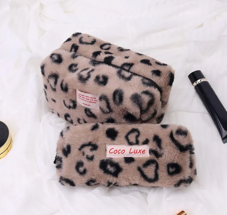 New Plush European and American Style Autumn and Winter Fashion Leopard Print Versatile Zipper Small Square Bag