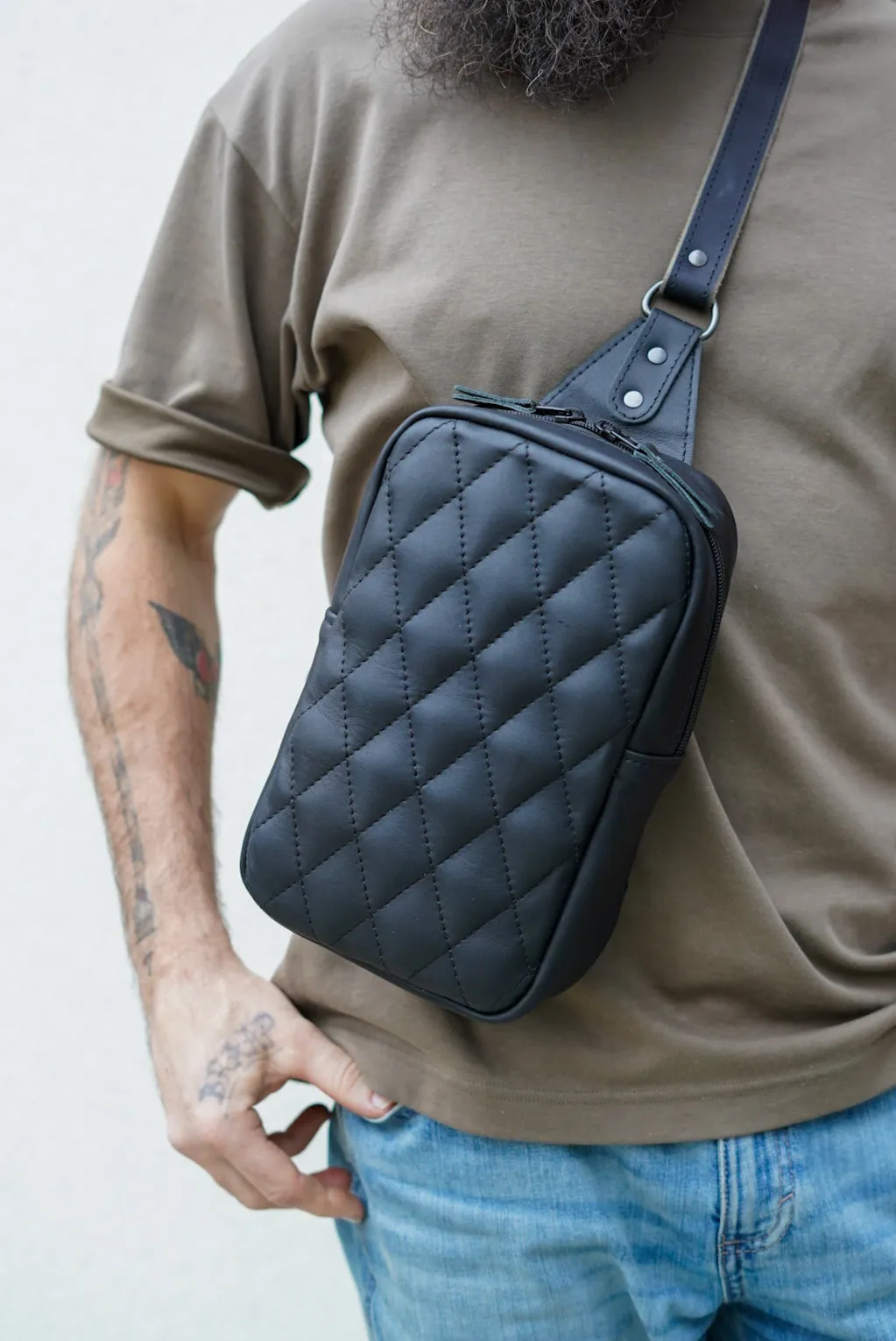 Sling Bag (Diamond Stitch: Flat Black)