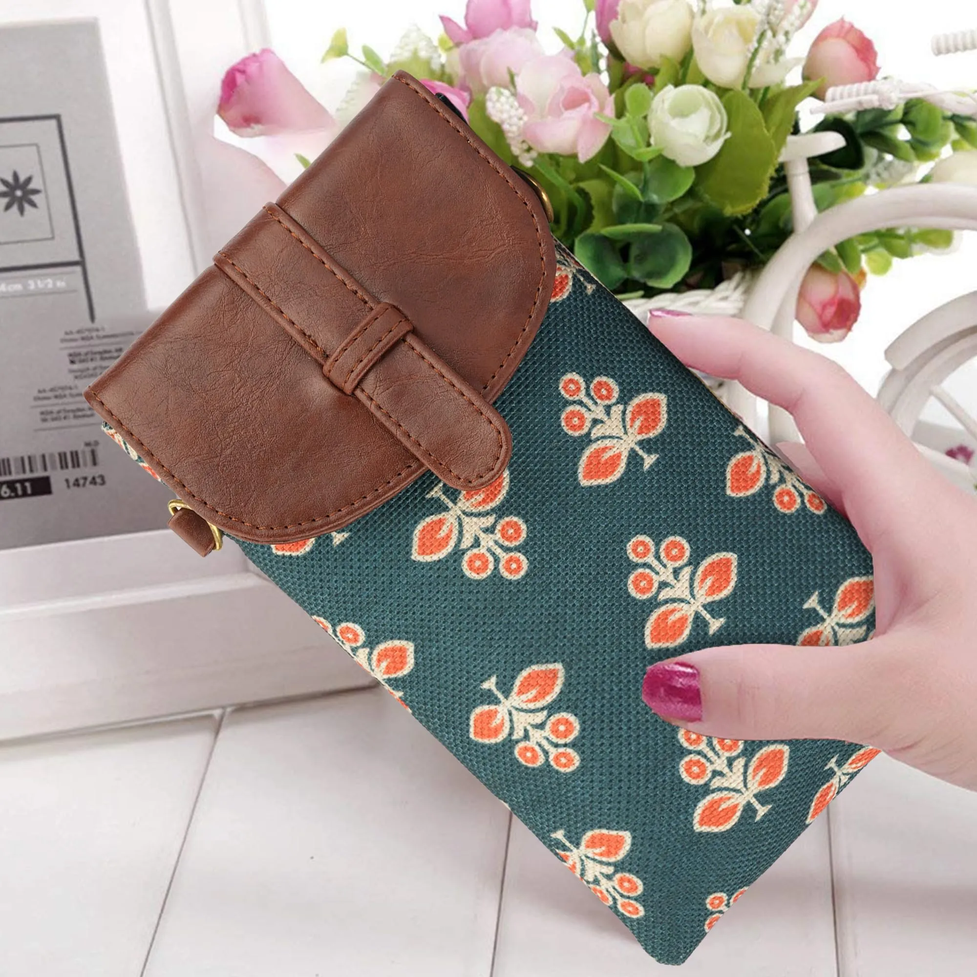 THE CLOWNFISH Flexiflare Series Mobile Sling for Women Printed Handicraft Fabric & Faux leather Casual Ladies Mobile Pouch Crossbody Bag for College Girls (Persian Green)