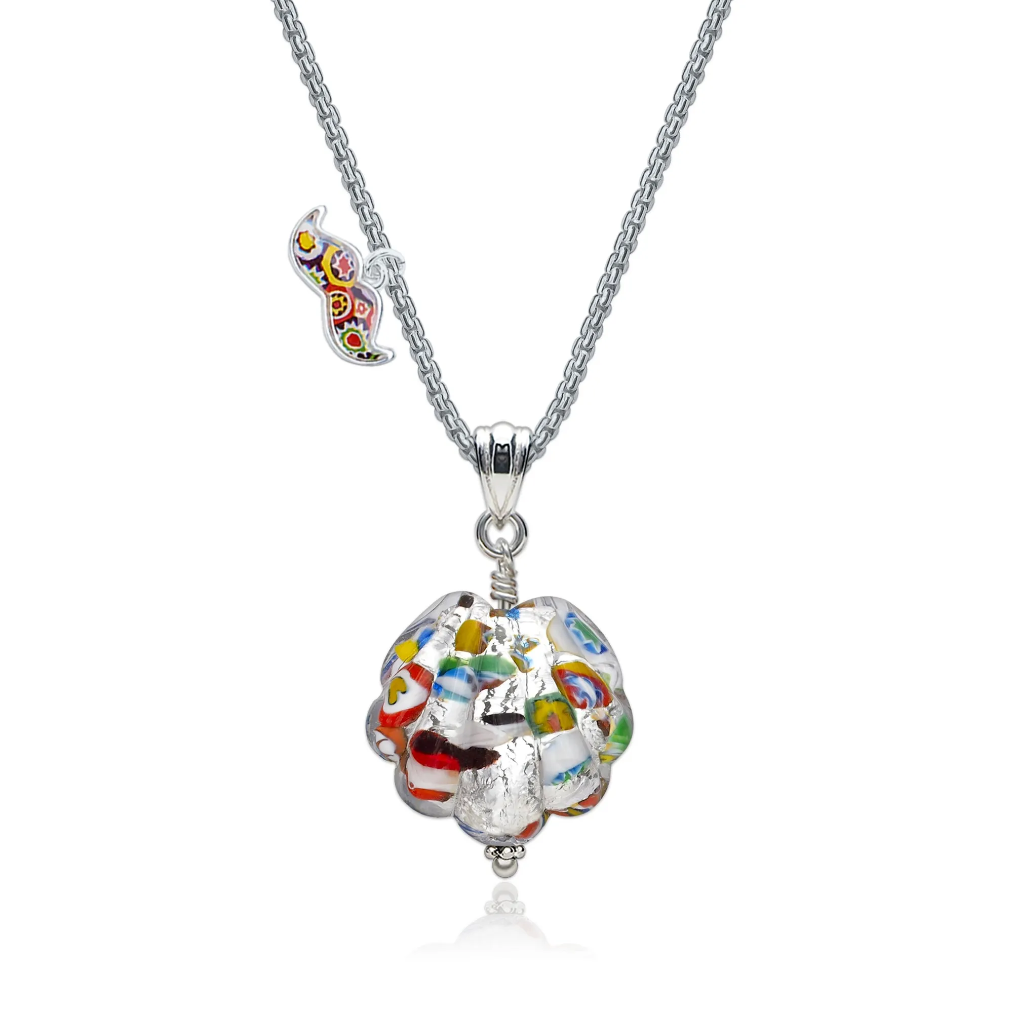 The Kiss Silver Shell Necklace