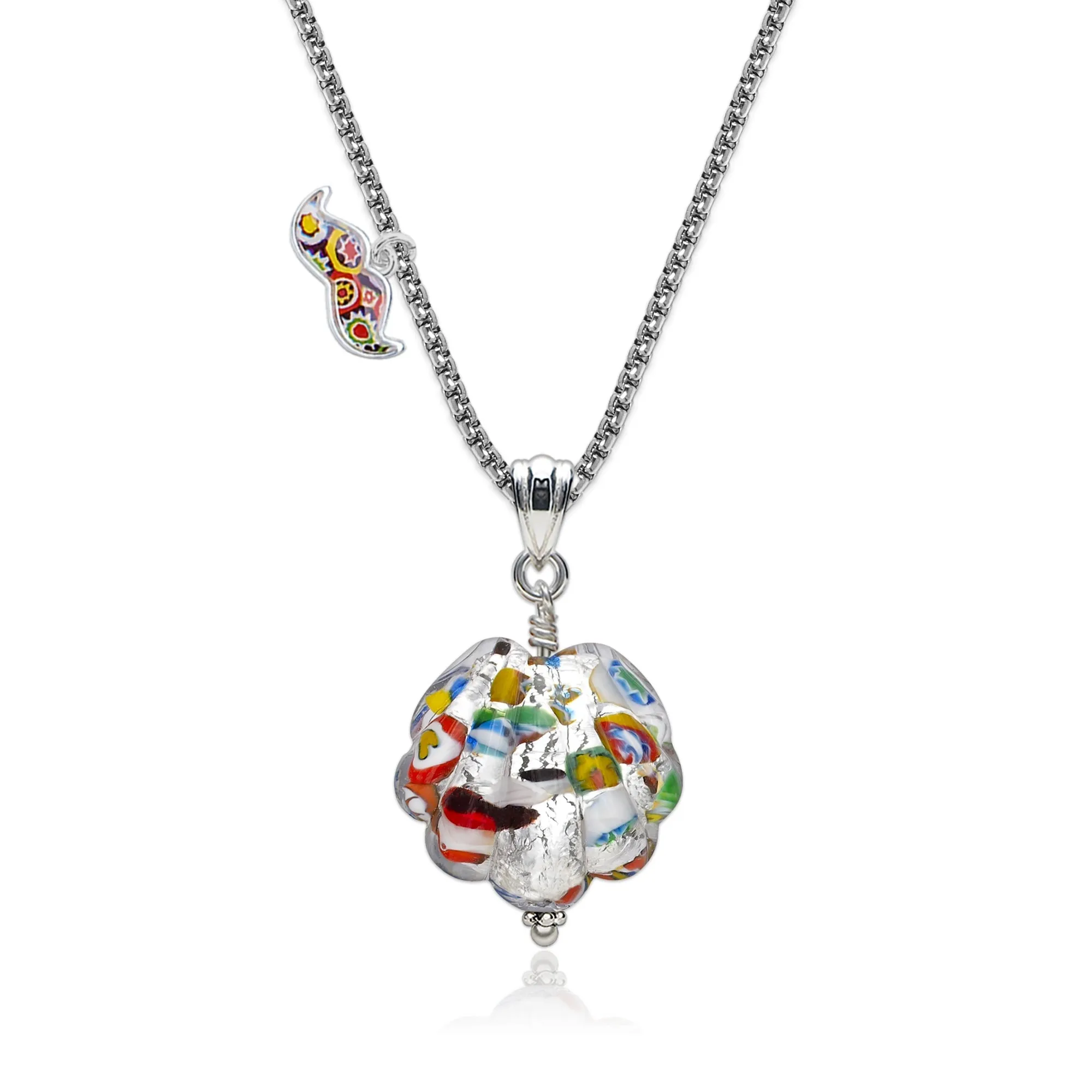 The Kiss Silver Shell Necklace