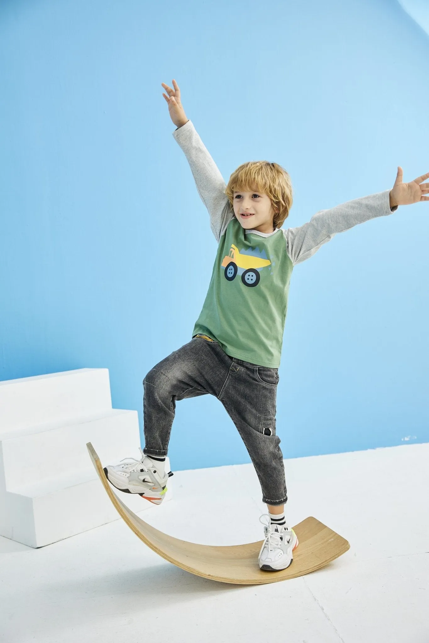 Toddler/Kid Boy Cartoon Truck Print Shirt