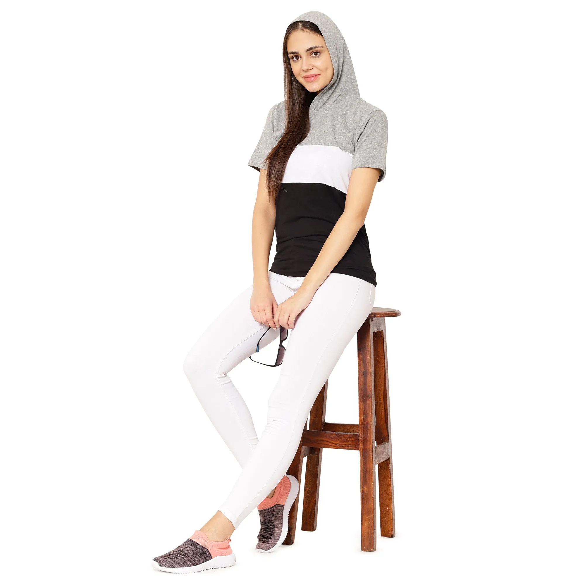 Vimal Jonney Grey Color T-shirt For Women