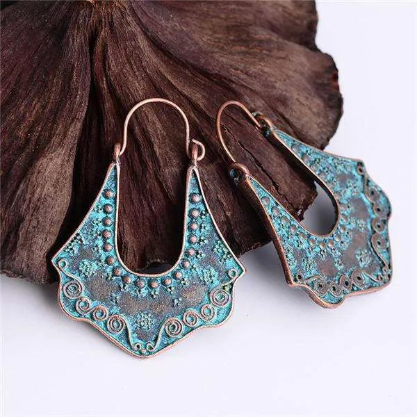 Vintage Gold Charm Dangle Earrings